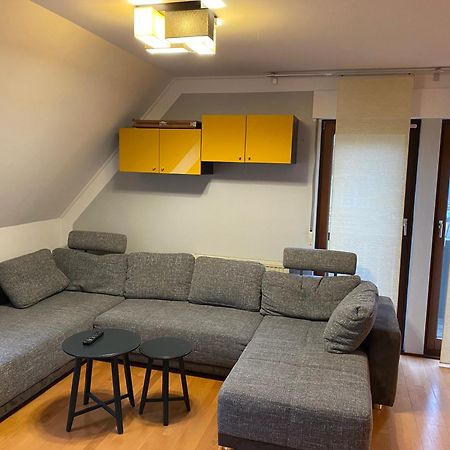 Fewo Lachristina Koeln-Bonn-Siegburg Тройсдорф Екстериор снимка